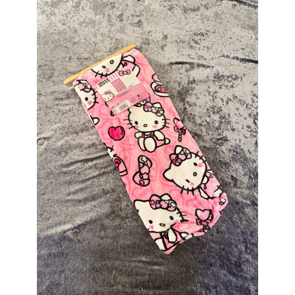 Hello Kitty Valentines Day Blanket